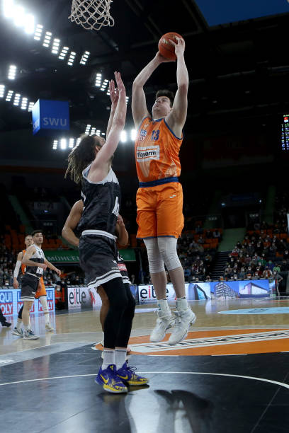 态失衡与决 态失衡与决