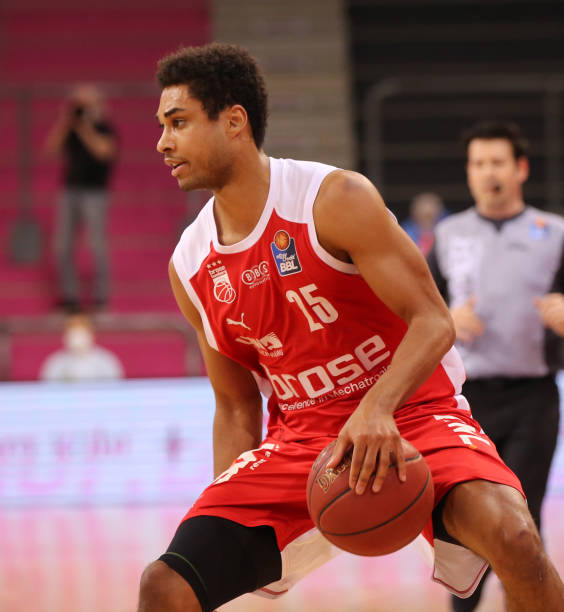 补充新鲜血液！同曦男篮官方宣布赵刘其政与祝子轩加盟俱乐部青年队